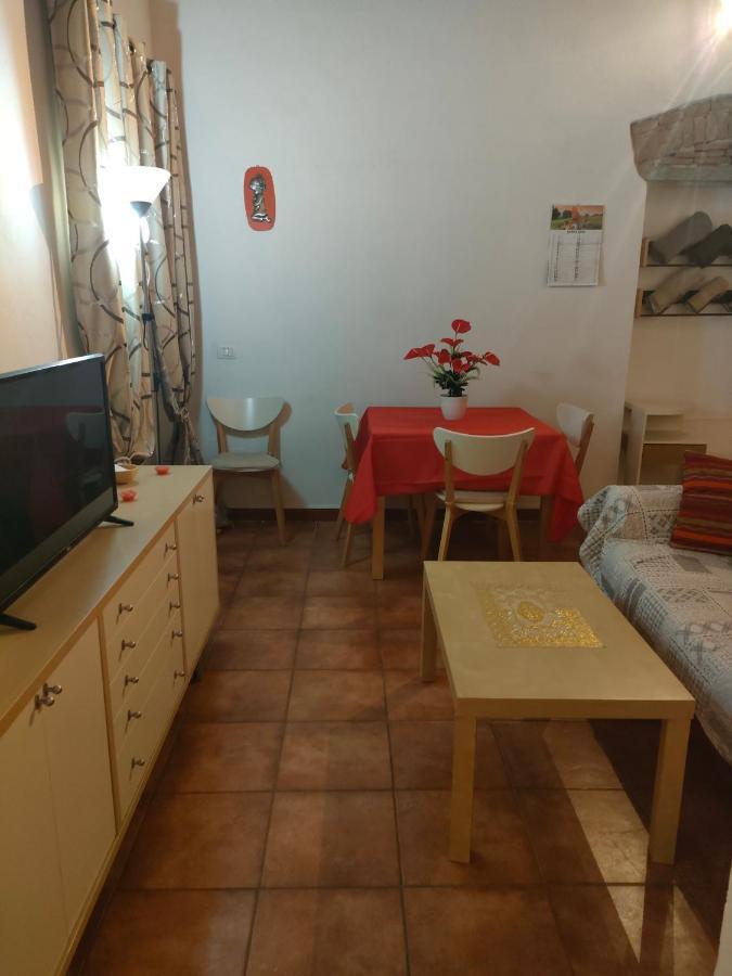 Mini Appartamento Ливорно Экстерьер фото